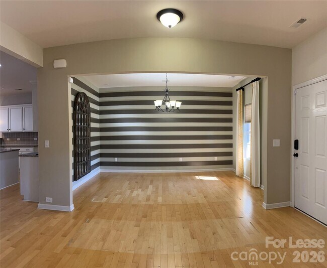 Foto del edificio - 105 E Neel Ranch Rd