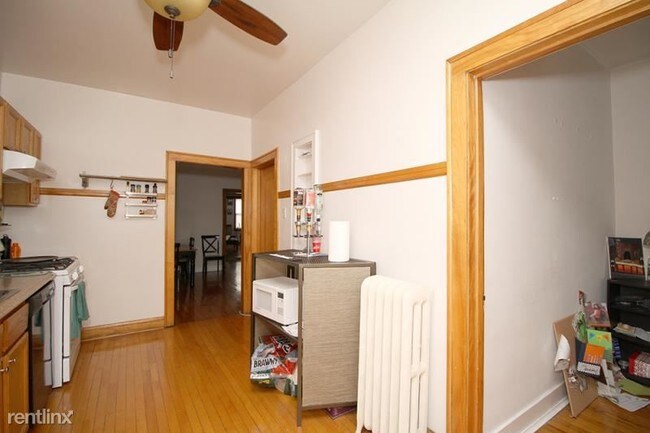 Foto del edificio - 2635 N Talman Ave