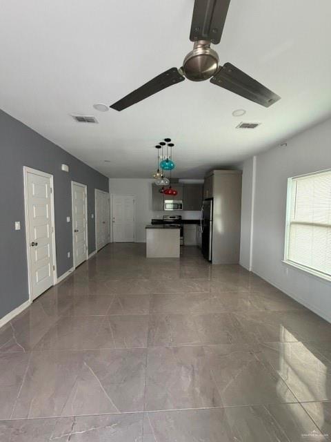 Building Photo - 219 Fig Dr
