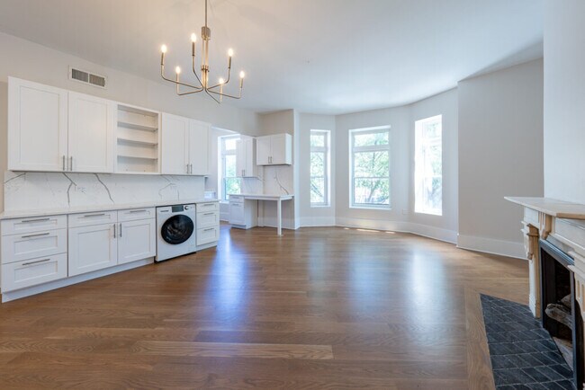 Foto del edificio - 2246 N Clark St