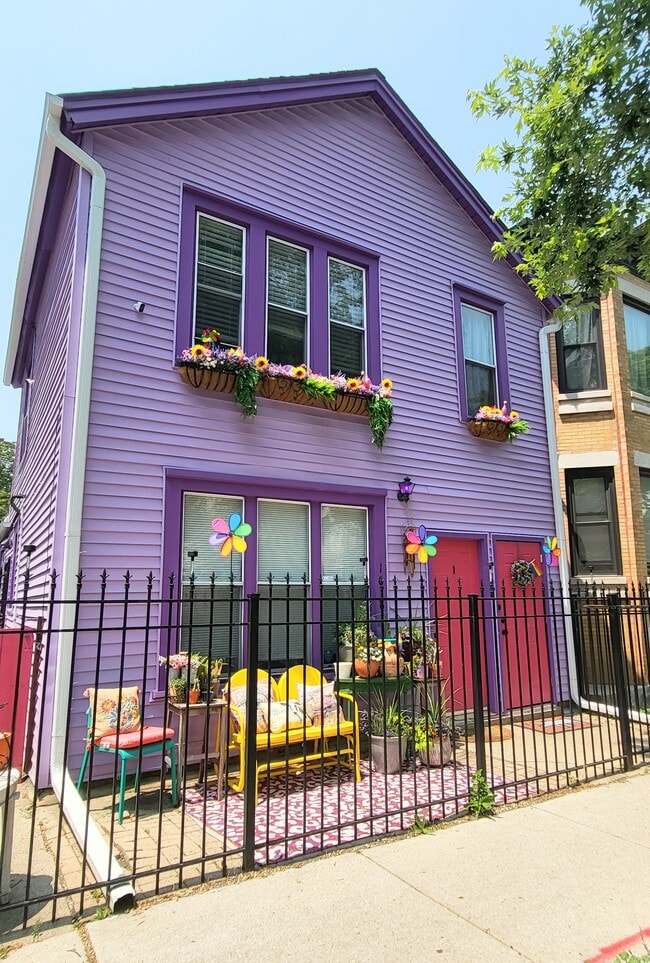 Building Photo - 1618 N Rockwell St