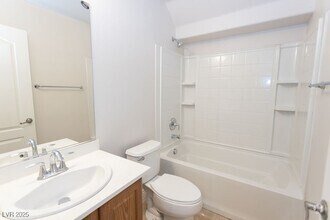 Building Photo - 313 Gemstone Hill Ave