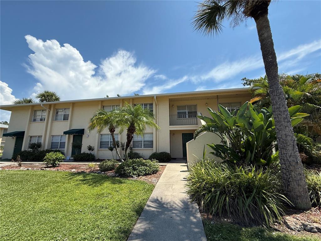 Foto principal - 4805 Rilma Ave