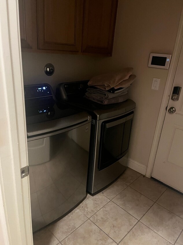 Foto del edificio - 3004 Willow Basin Ln