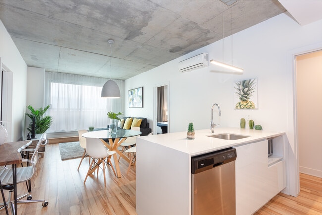 Building Photo - Lumeo