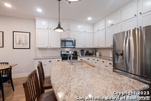 Foto del edificio - 227 Claremont Ave