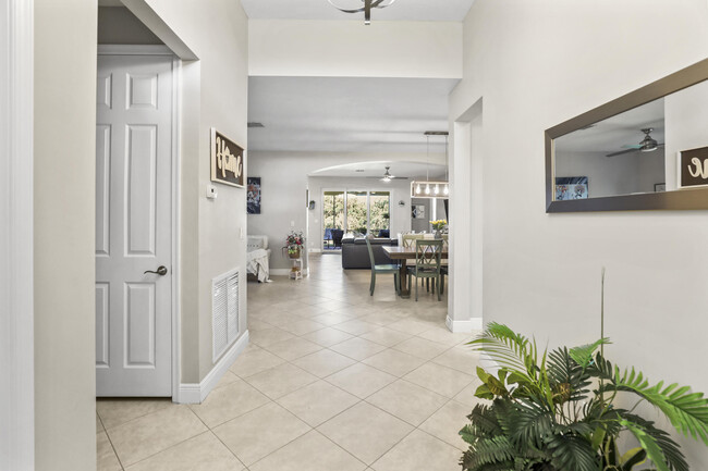 Foto del edificio - 12166 SW Bennington Cir