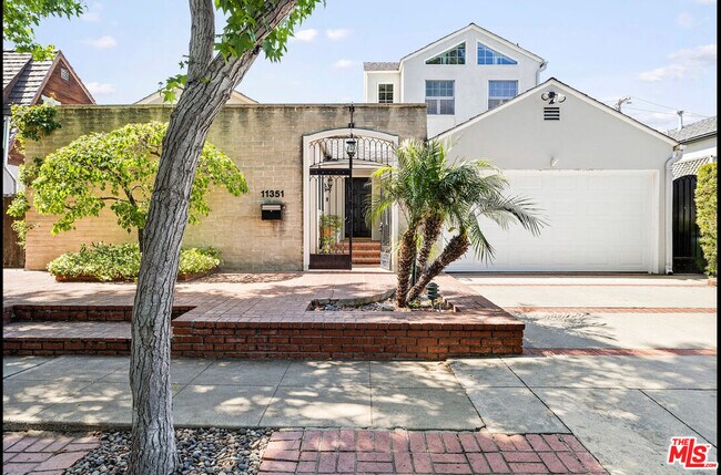 Foto del edificio - 11351 Waterford St
