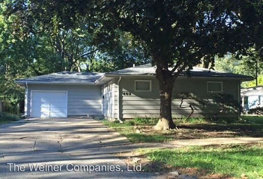 Primary Photo - 3 br, 2 bath House - 402 E. George Huff