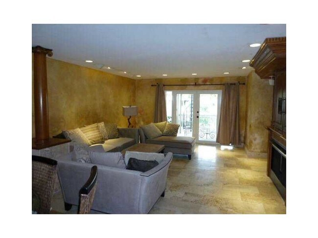 Foto del edificio - 2211 NE 123rd St