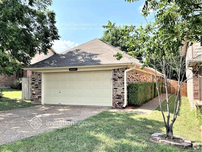 Building Photo - 10224 Holly Grove Dr