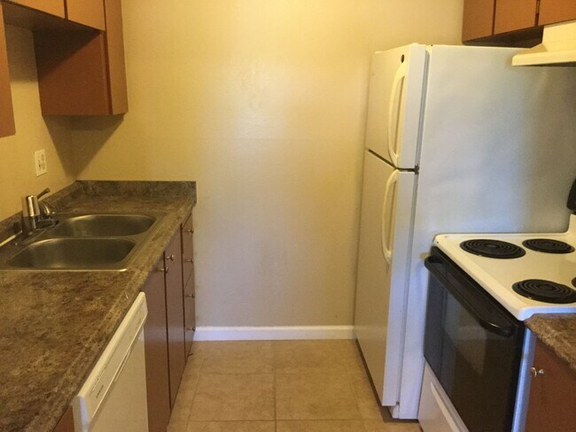 Foto del edificio - Cute upper-level 1bd. in Rohnert Park ~ Available NOW
