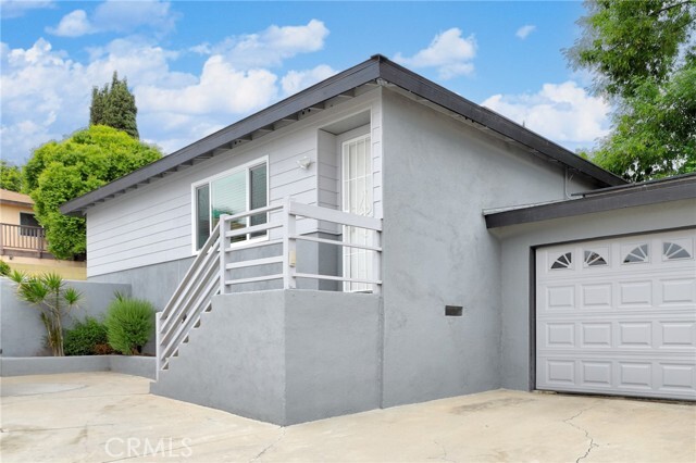 Foto principal - 16641 E Main St