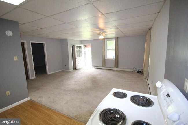 Building Photo - 1587 Orlando Rd