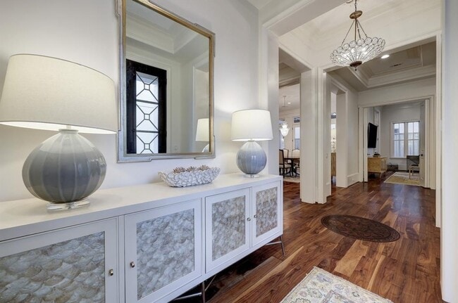 Building Photo - 5016A Tangle Ln