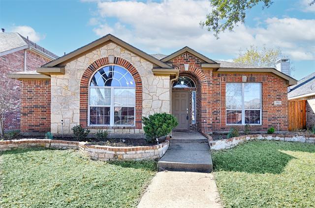 Primary Photo - 1702 Bur Oak Dr