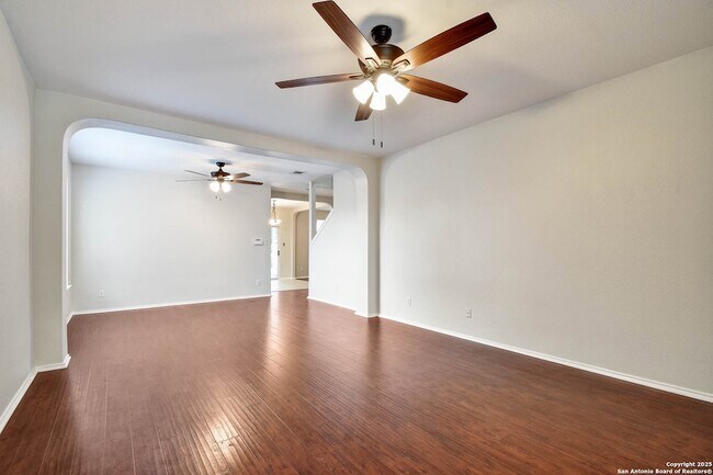 Foto del edificio - 6319 Big Bend Cove