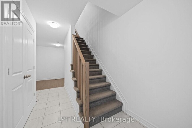 Photo du bâtiment - 42 Verglas Ln.