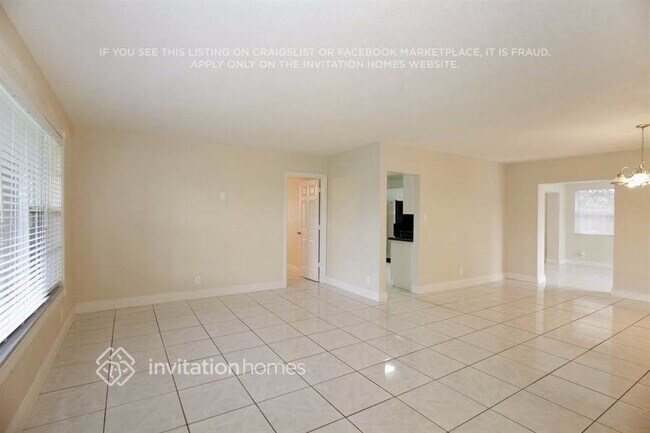Building Photo - 781 SW 64th Terrace