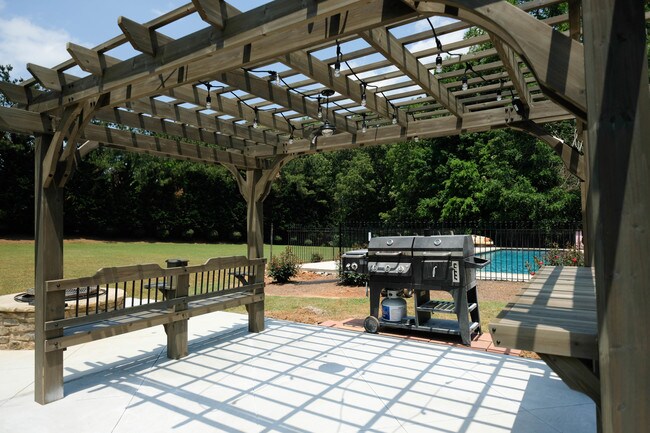 Foto del edificio - 2801 Spreading Oaks Dr NW