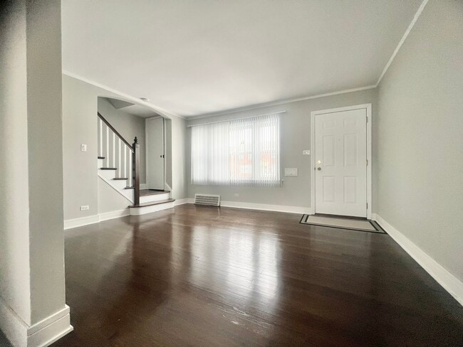 Foto del edificio - 7205 W Balmoral Ave