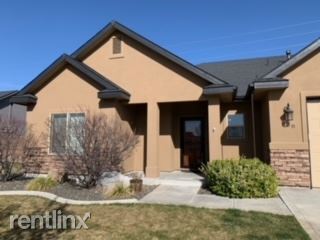 Foto del edificio - 3 br, 2 bath House - 688 N Puma Ave