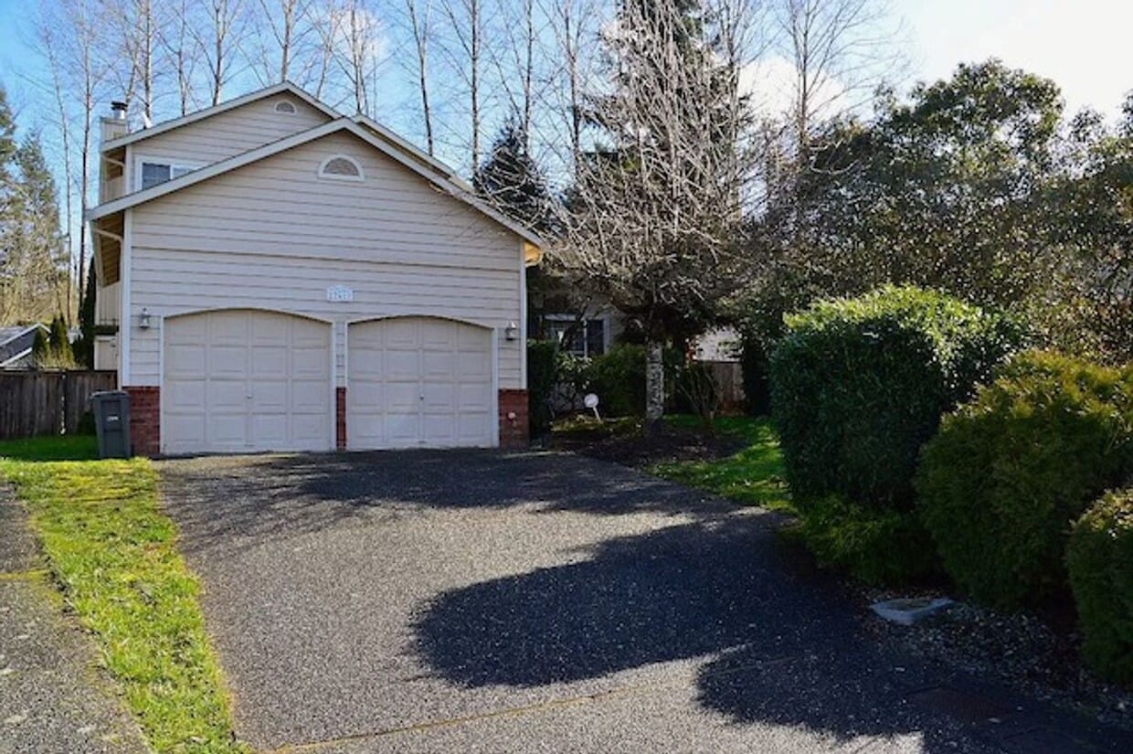 Foto principal - Beautiful 4 Bed 3 Bath Bothell Home!