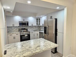 Building Photo - 18021 Biscayne Blvd