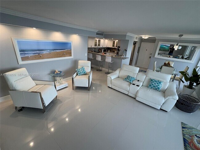 Foto del edificio - 2030 S Ocean Dr