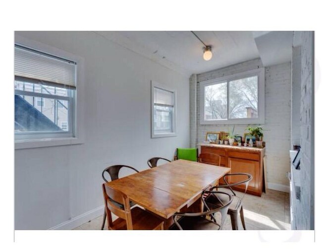 Building Photo - 1223 Orren St NE