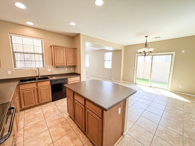 Foto del edificio - 7016 S 7th Ln