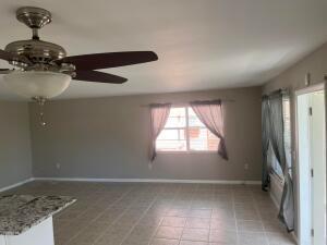 Building Photo - 325 S Ocean Breeze