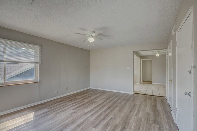 Foto del edificio - 783 N Fred Shuttlesworth Cir