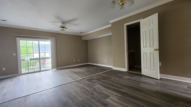 Foto del edificio - Condo with Garage for Lease