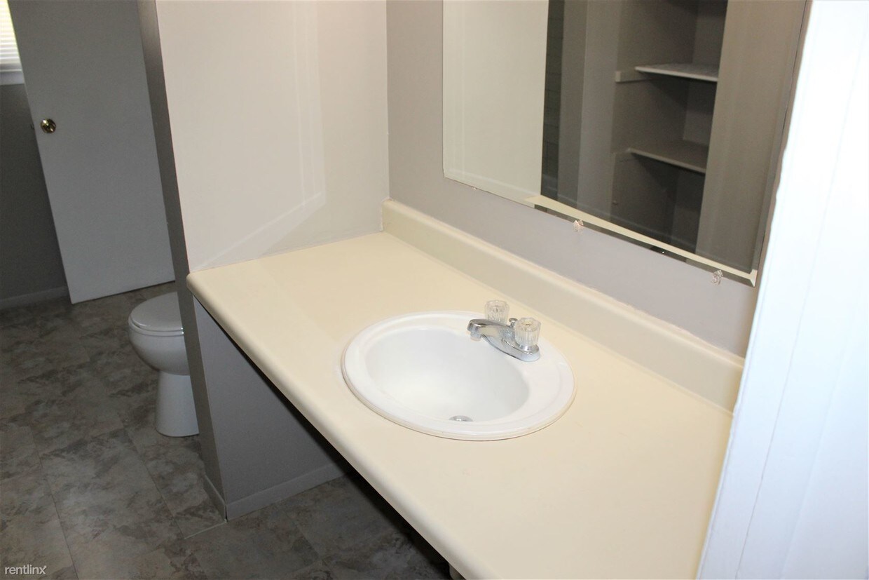 Foto del edificio - 3 br, 1 bath House - 29088 Richard St