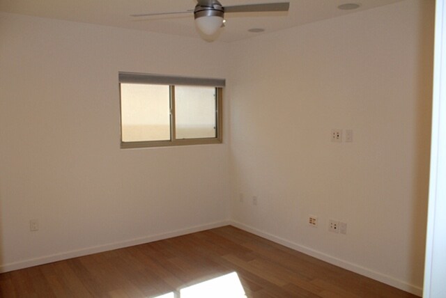 Building Photo - 141 S Clark Dr