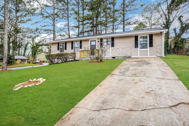 Building Photo - 4024 Big Valley Trl