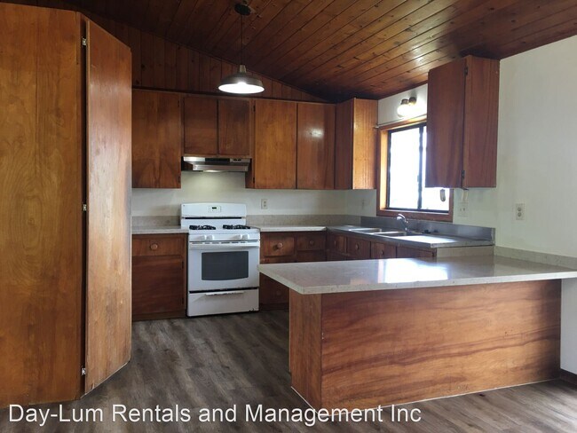 Building Photo - 4 br, 2.5 bath House - 17-209 Palaai Street