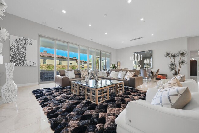 Foto del edificio - 81695-695 Thunder Gulch Way