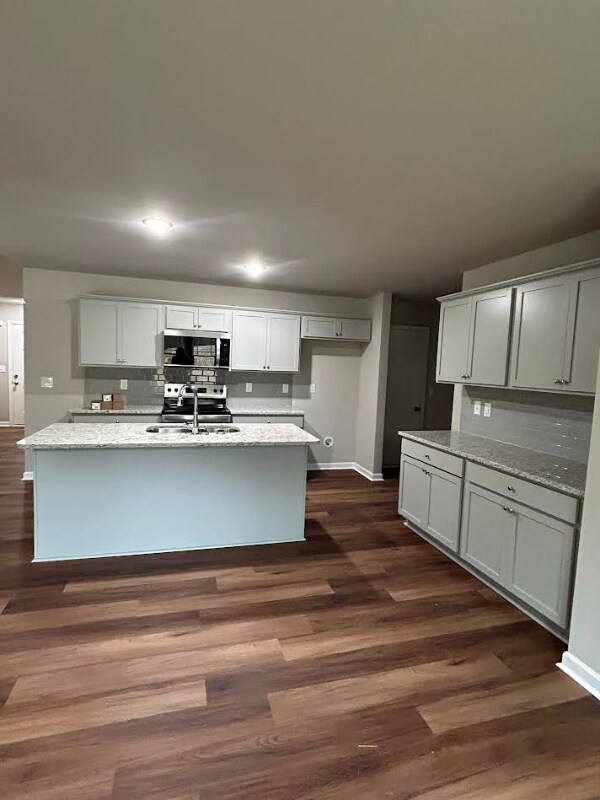 Foto del edificio - 401 Grand Oaks Dr