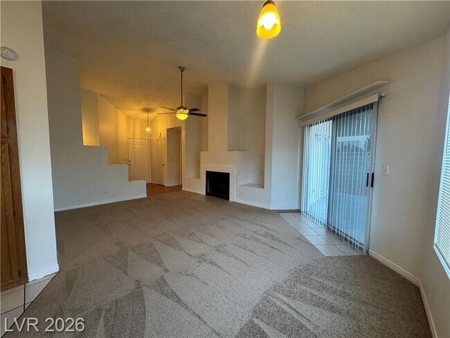 Foto del edificio - 6700 Silver Spoon Dr