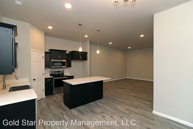 Building Photo - 3 br, 2 bath House - 3827 Lillian Ct