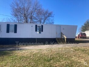 Building Photo - 1104 Columbia Ave