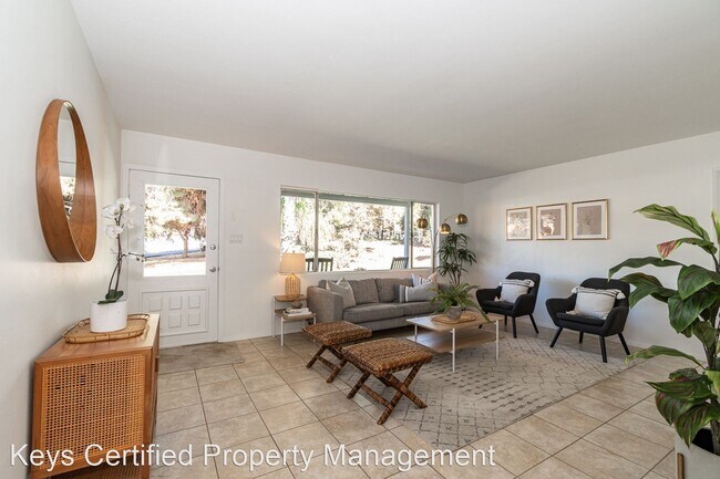 Building Photo - 3 br, 2 bath House - 1265 Felicita Lane