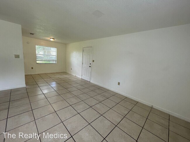 Building Photo - 3 br, 1.5 bath House - 4306 Georgetown Dr