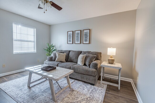 Foto del edificio - 109 Midnight Dr