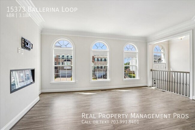Foto del edificio - 15373 Ballerina Lp