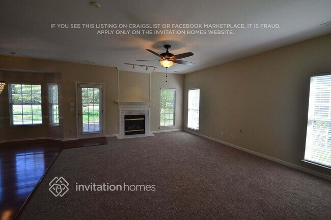 Foto del edificio - 4418 Chadsworth Ct