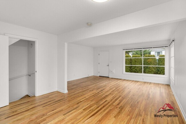Foto del edificio - 6725 E Burnside St