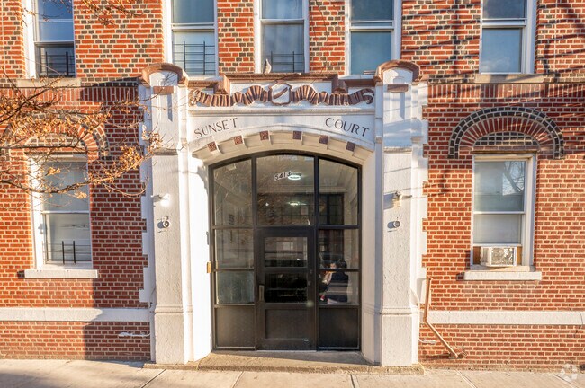 Entrada del edificio - Sunset Arms